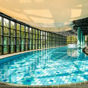 Corendon Amsterdam Schiphol Airport, A Tribute Portfolio Hotel